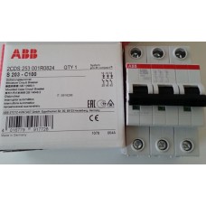 ABB MCB S 203-C 1 2CDS253001R0014 1A 3P 6kA C ABB MCB S 203-C 1 2CDS253001R0014 1A 3P 6kA C