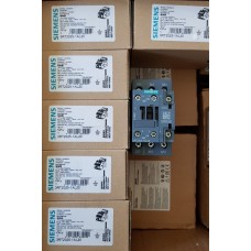 SIEMENS CONTACTOR 3RT2023-1BB40 4KW 9A AC3 40A AC1 24V DC Coil 1NO+1NC Aux. SIEMENS CONTACTOR 3RT2023-1BB40 4KW 9A AC3 40A AC1 24V DC Coil 1NO+1NC Aux.